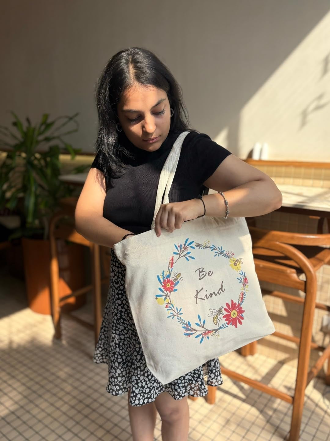 Large Canvas tote bag with zipper & pocket women tote bag for work beach &yoga